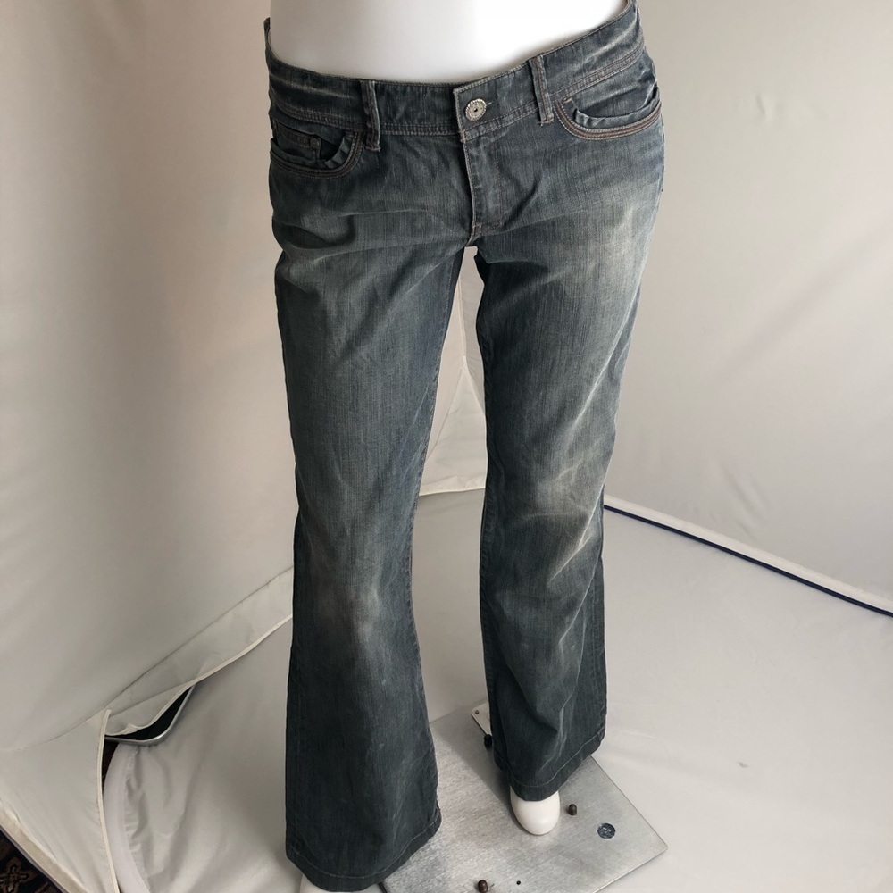 Elie Tahari Adena distressed gray blue mid-rise relaxed flare jeans